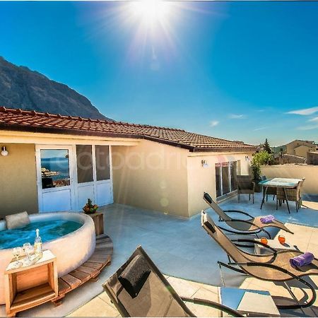 Rooftop Penthouse - Private Hottub & Duplex Whirlpool Makarska Exterior photo