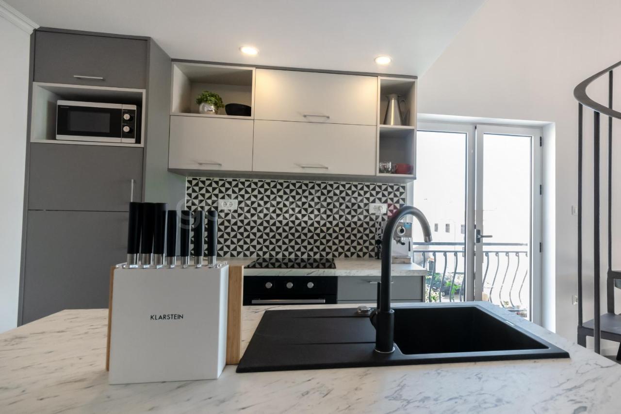 Rooftop Penthouse - Private Hottub & Duplex Whirlpool Makarska Exterior photo