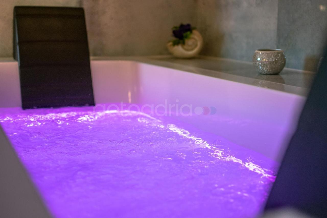 Rooftop Penthouse - Private Hottub & Duplex Whirlpool Makarska Exterior photo
