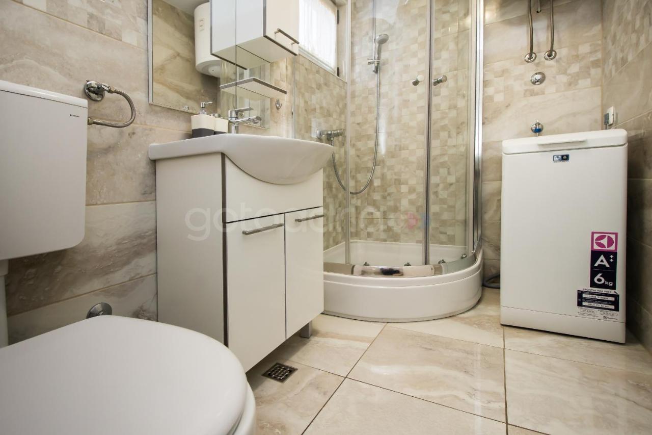 Rooftop Penthouse - Private Hottub & Duplex Whirlpool Makarska Exterior photo